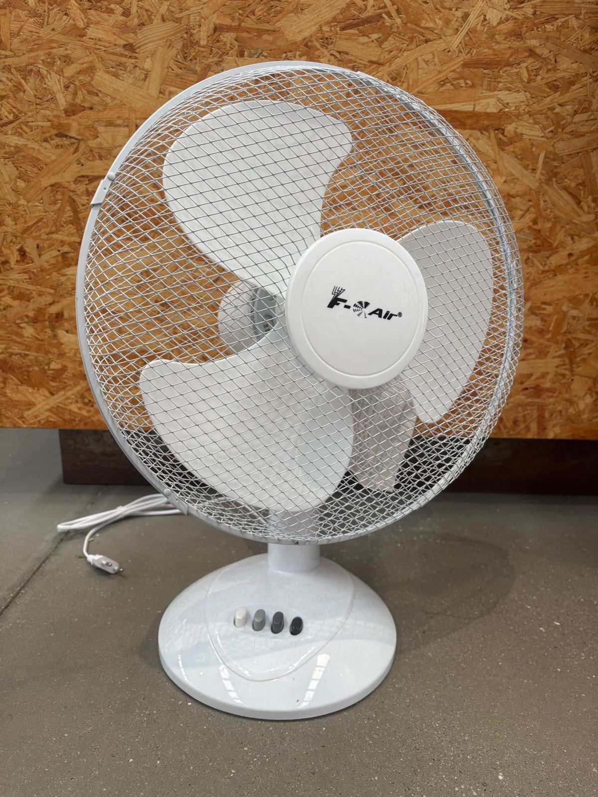 VENTILADOR DE SOBREMESA OSCILANTE 50W 40CM - Imagen 1